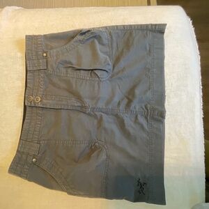 Ladies skirt